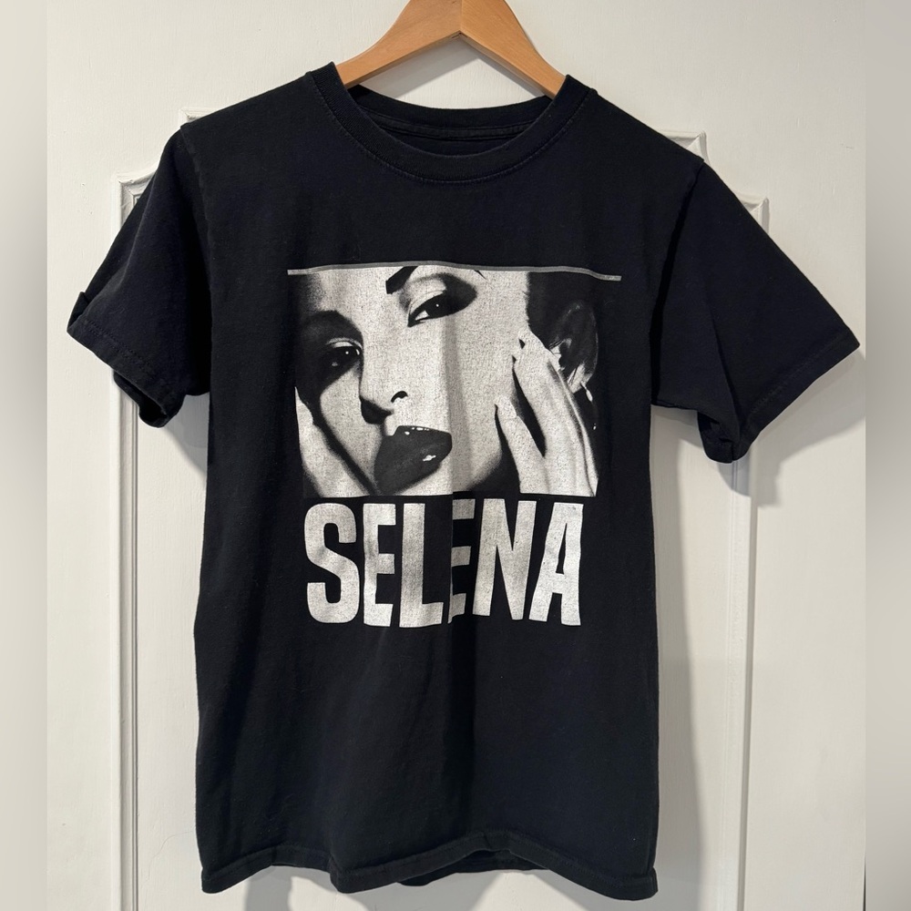 Vintage Official Selena Merchandise - Black Selena T-Shirt - Size S